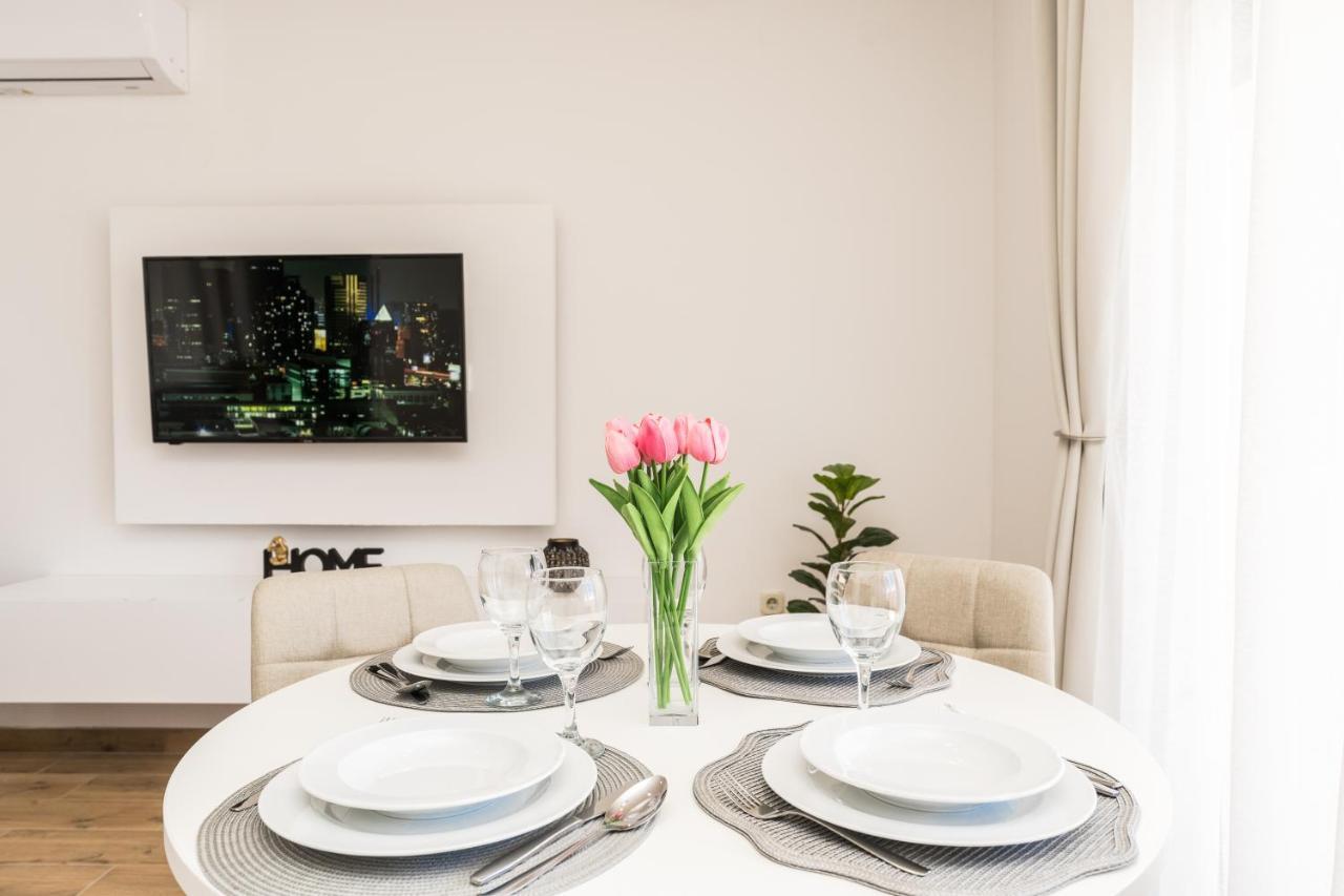 Apartmani Tomeri Starigrad Paklenica Exterior foto