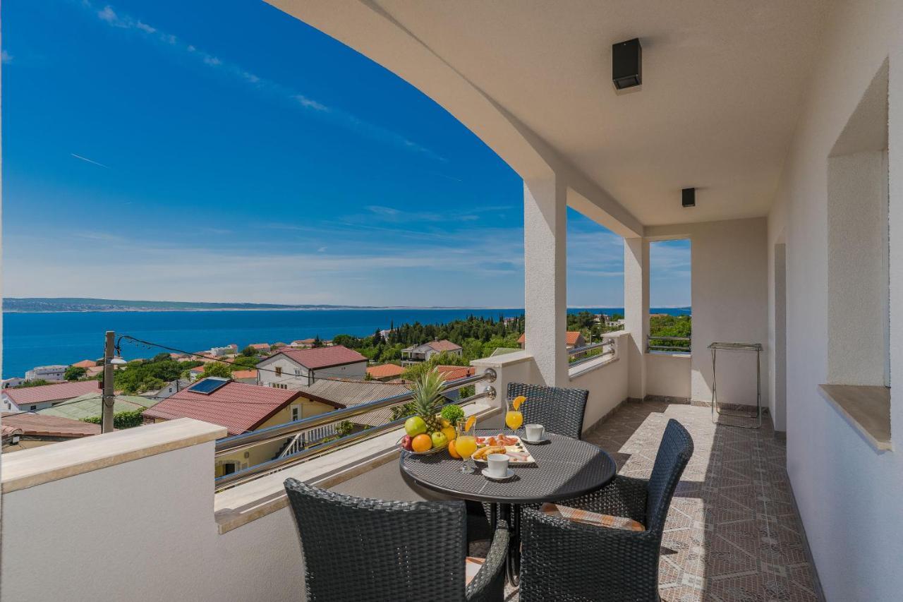 Apartmani Tomeri Starigrad Paklenica Exterior foto