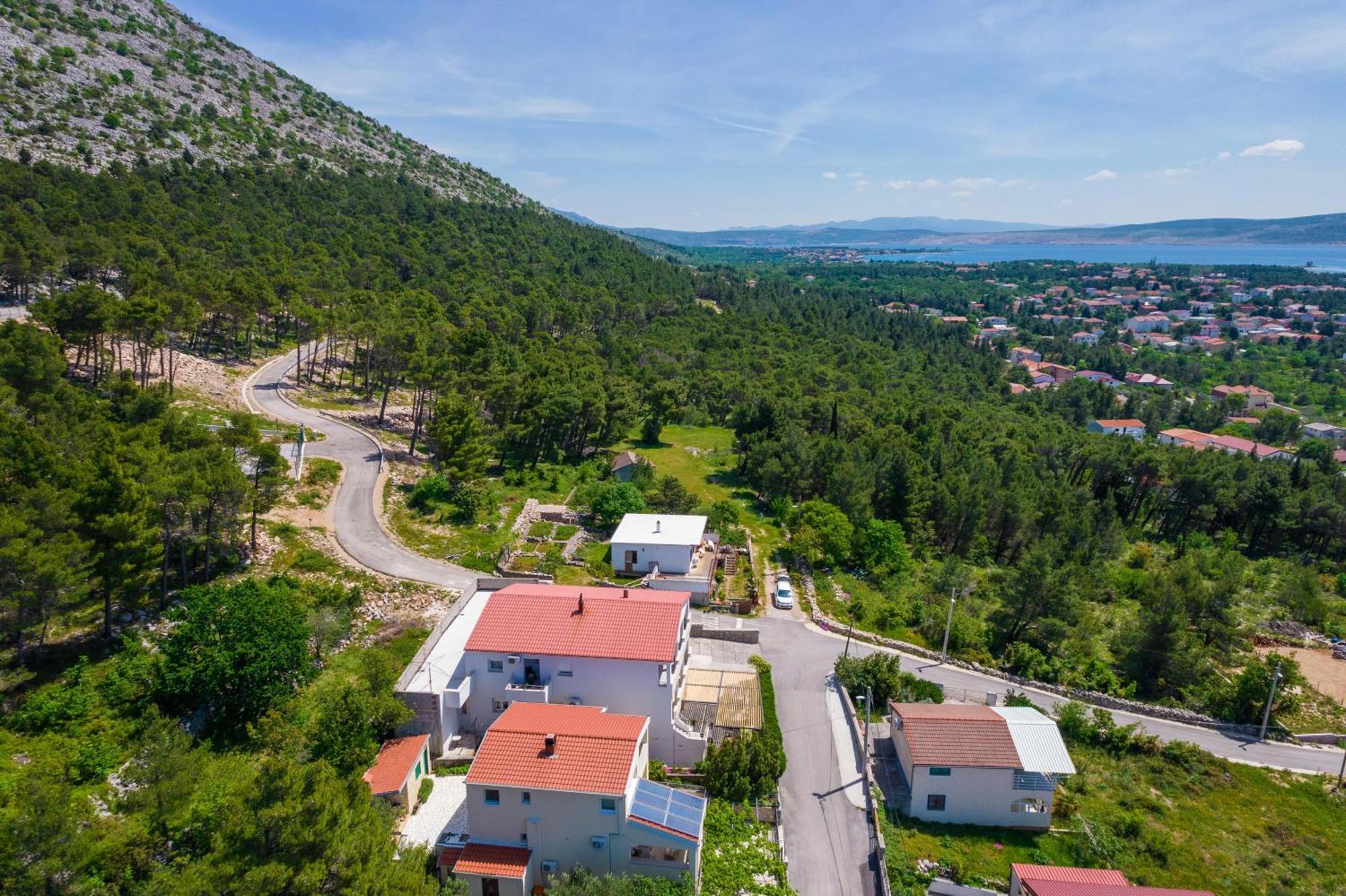 Apartmani Tomeri Starigrad Paklenica Exterior foto